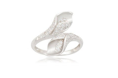 Sterling Silver Call Lily Flower Diamond Ring (1/7 cttw, I-J Color, I2-3 Clarity)