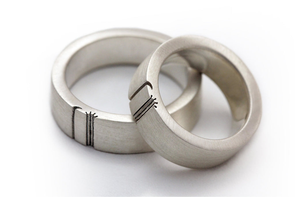 Sun and moon wedding ring set