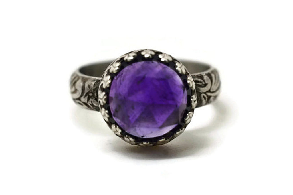 Engravable Amethyst Ring
