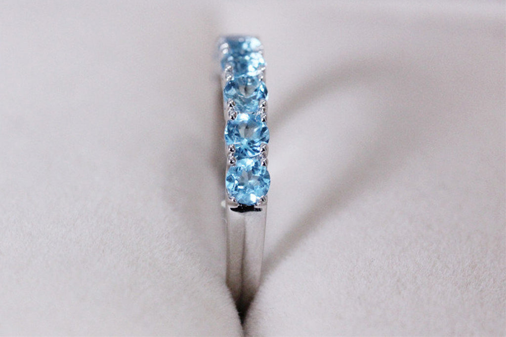 3.55ct Blue Topaz Ring