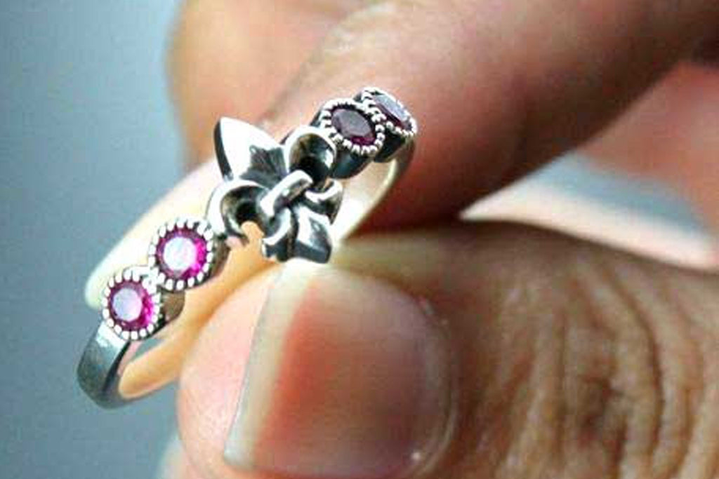 Fleur de Lis ring