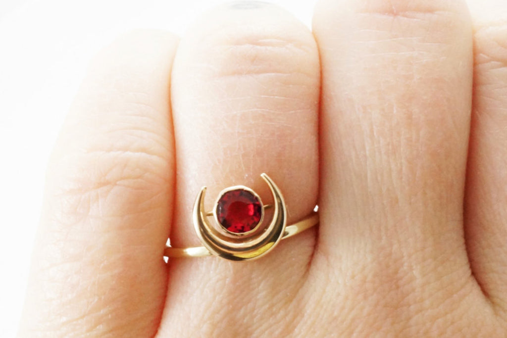 Vintage 1930s Crescent Moon Stick Pin