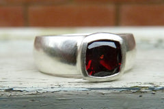 Cushion garnet ring