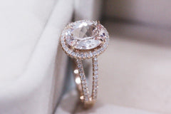 VS 7x9mm Oval Morganite Ring