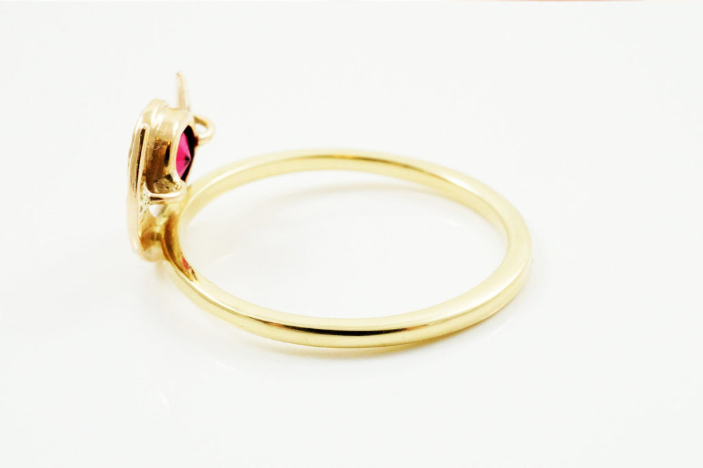 Vintage 1930s Crescent Moon Stick Pin