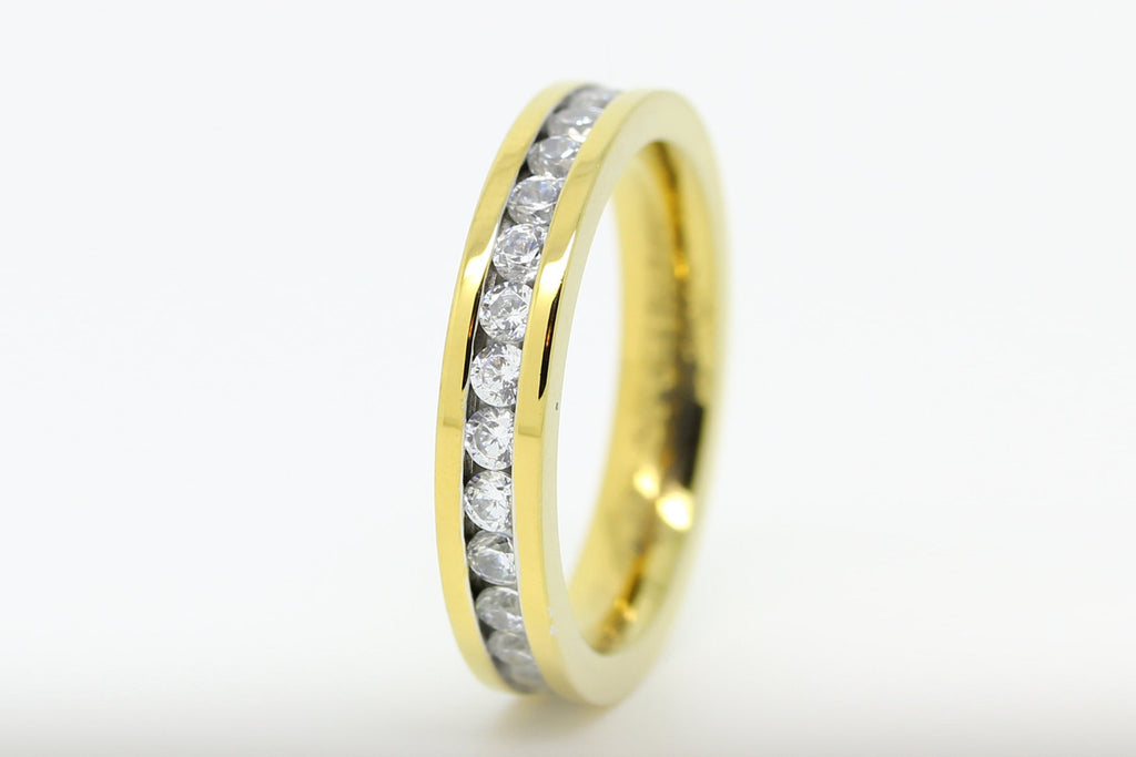 3.5mm full eternity stacking ring in 18ct yellow gold filled with stunning white Sapphire gemstones