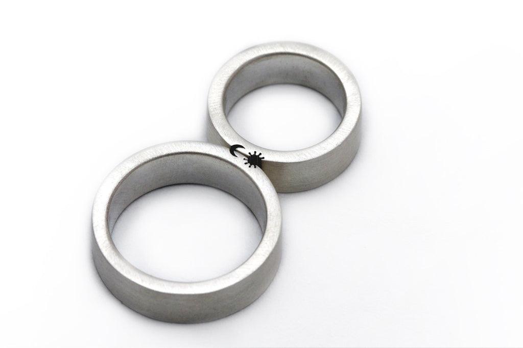 Sun and moon wedding ring set