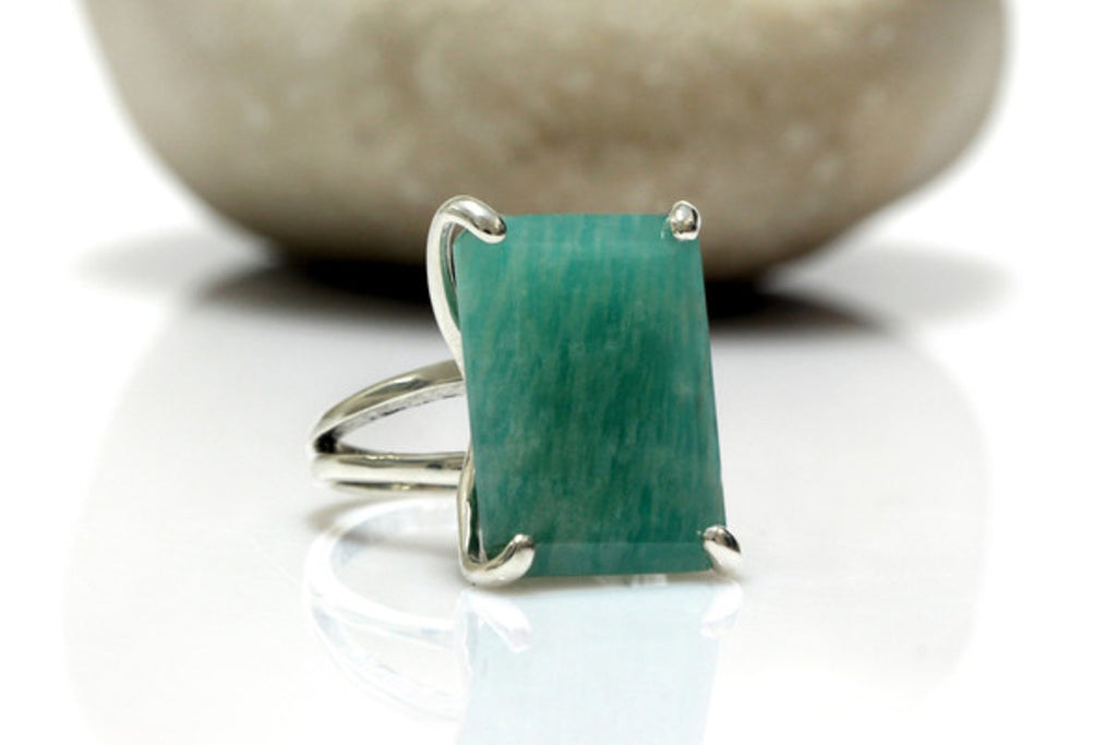 Silver amazonite ring