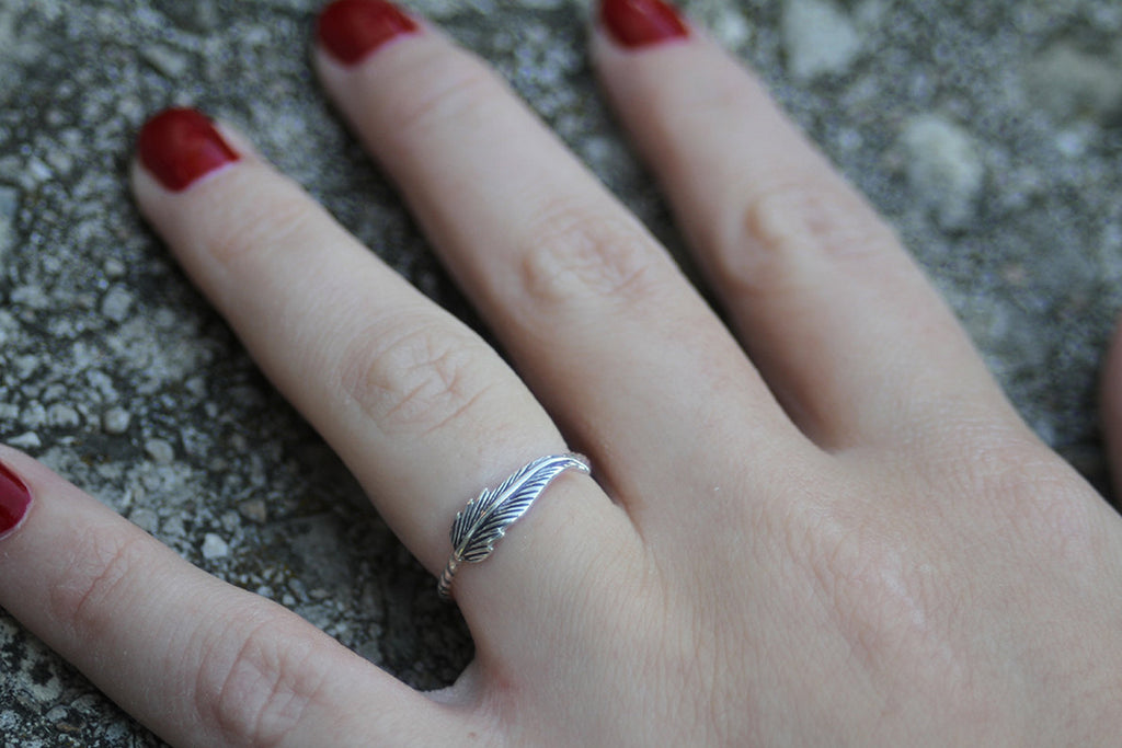 Sterling silver feather ring