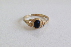 Delicate Gold Onyx Ring