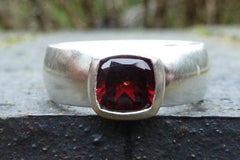 Cushion garnet ring