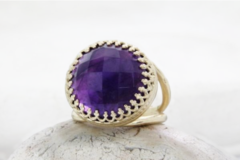 Round Amethyst ring