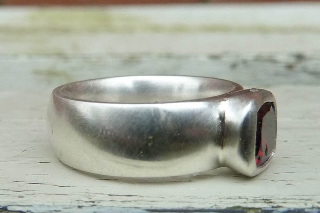 Cushion garnet ring