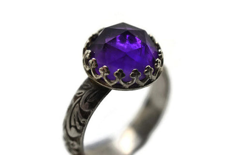 Engravable Amethyst Ring