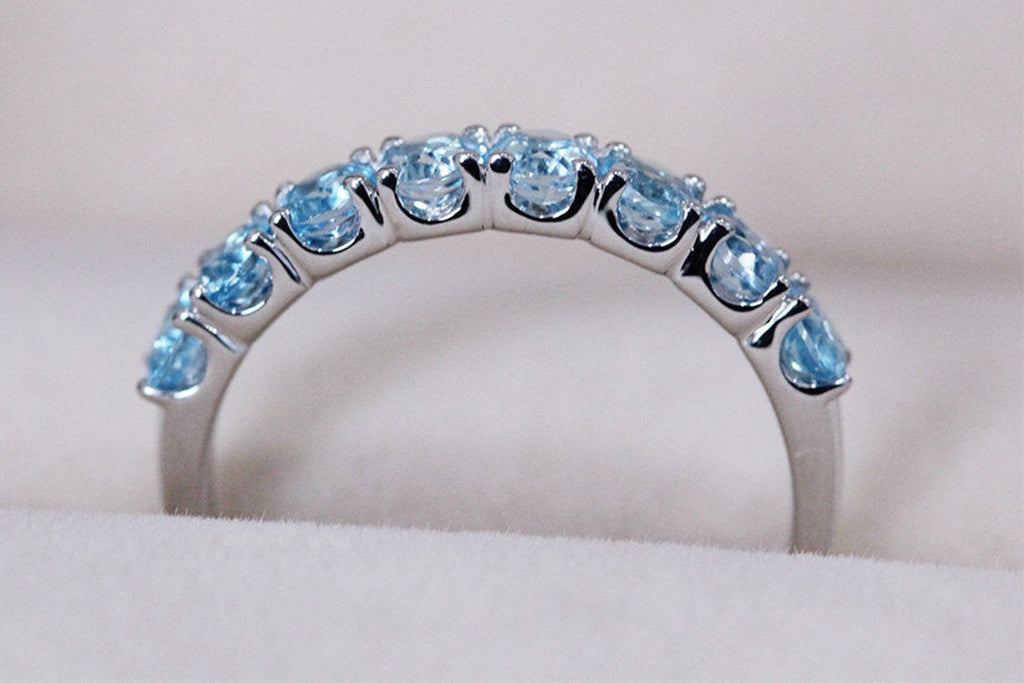 3.55ct Blue Topaz Ring