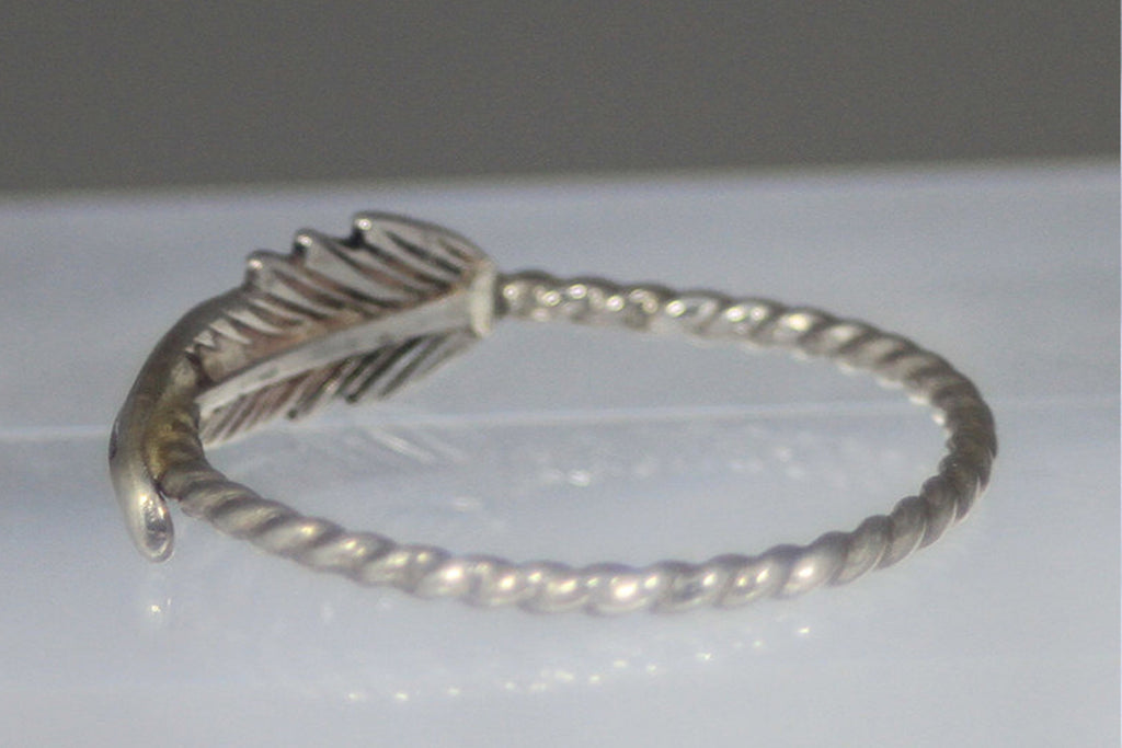 Sterling silver feather ring