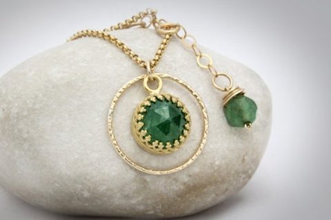 Agate emerald necklace
