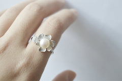 Big flower ring