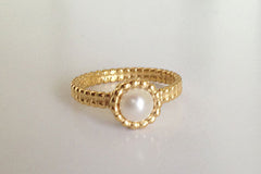White Pearl Ring