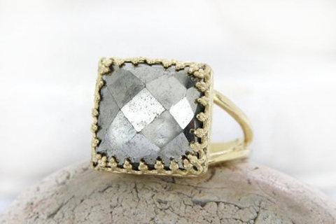 Gold pyrite ring
