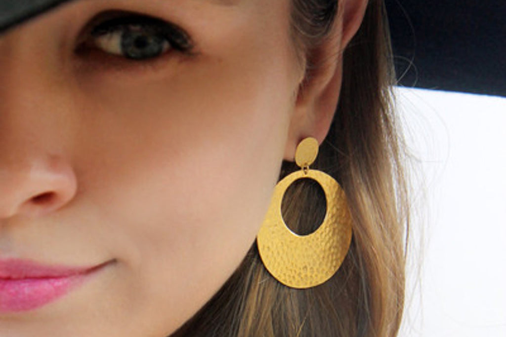 Dangle earrings