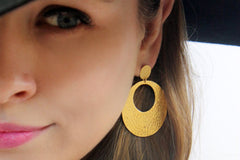 Dangle earrings
