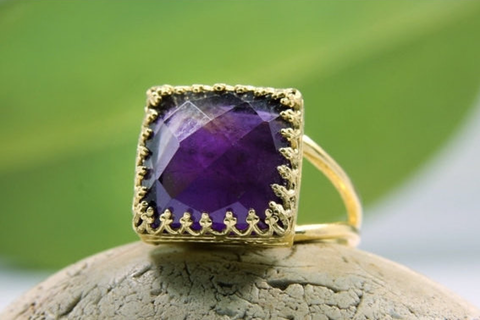 Square Amethyst ring