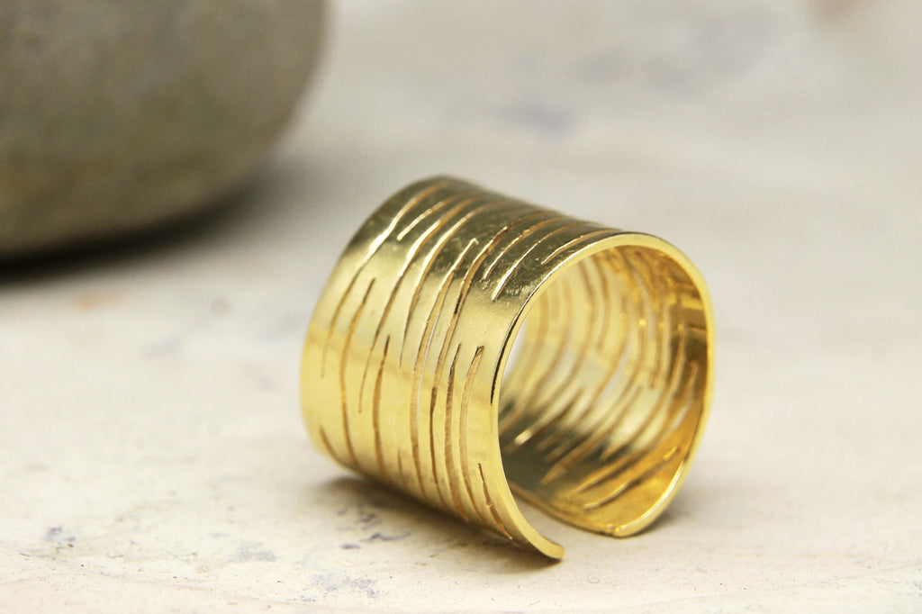 14k solid gold zebra ring
