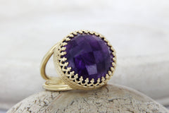 Round Amethyst ring