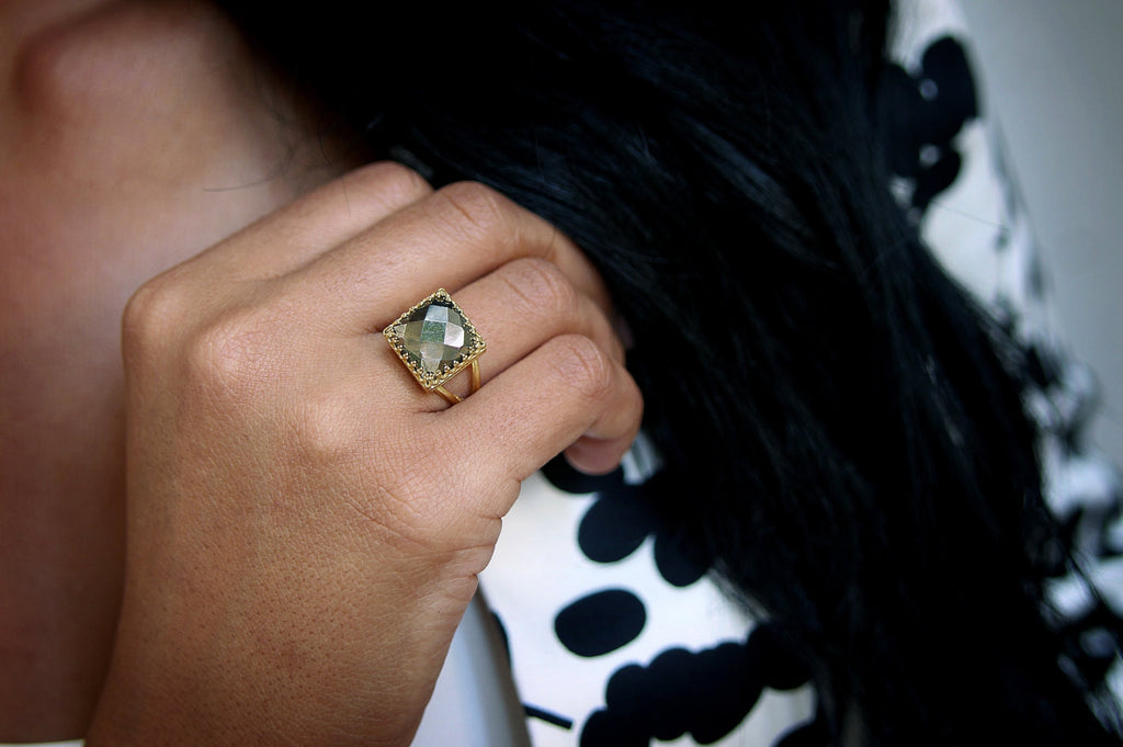 Gold pyrite ring