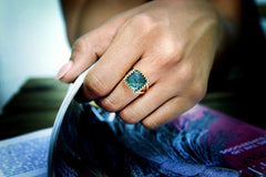 Labradorite ring