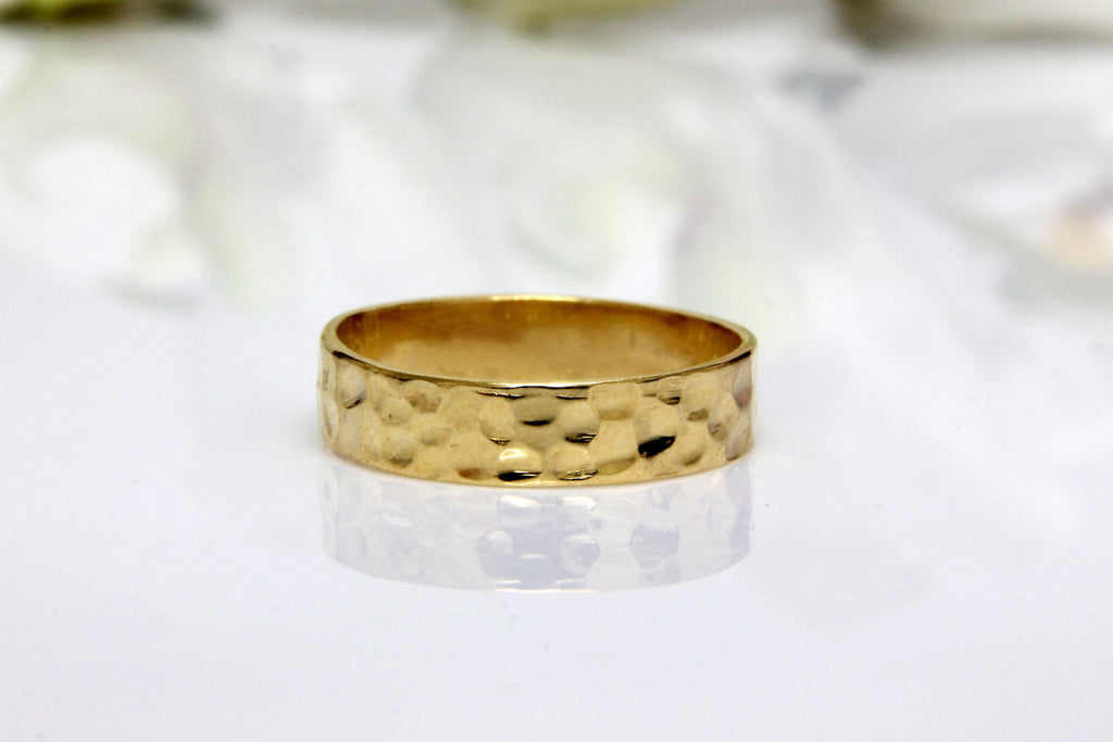 Gold hammered ring