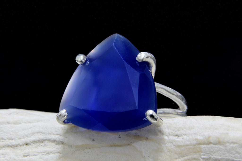 Blue onyx ring