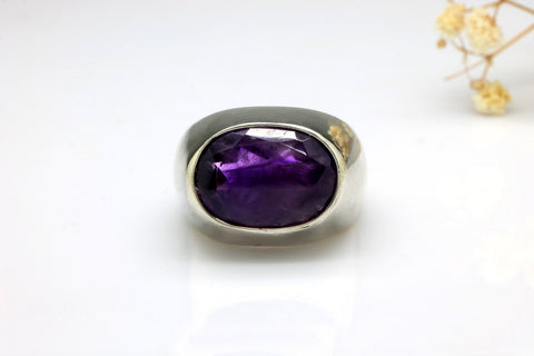 Thick Amethyst ring