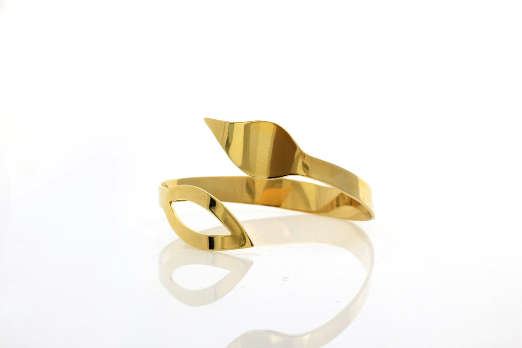 Gold snake bracelet
